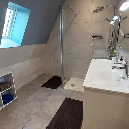 Feriehus Pour 6 Personnes A 15 Min Daurillac Cantal Saint-Etienne-de-Carlat