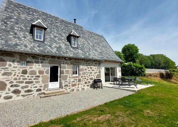 Ferienhaus Pour 6 Personnes A 15 Min Daurillac Cantal Saint-Etienne-de-Carlat