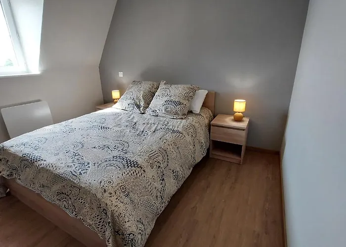 Ferienhaus Pour 6 Personnes A 15 Min Daurillac Cantal *